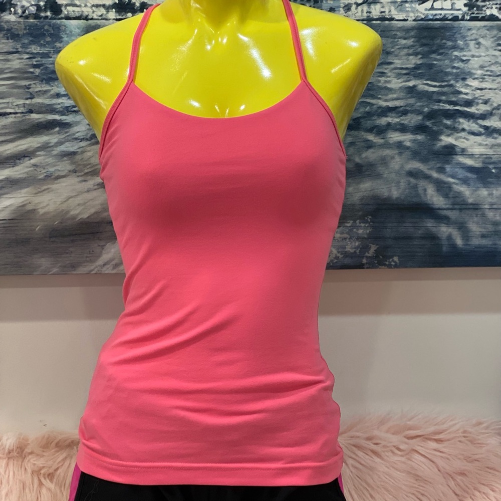 LULULEMON tank⭐️ - Picture 2 of 6